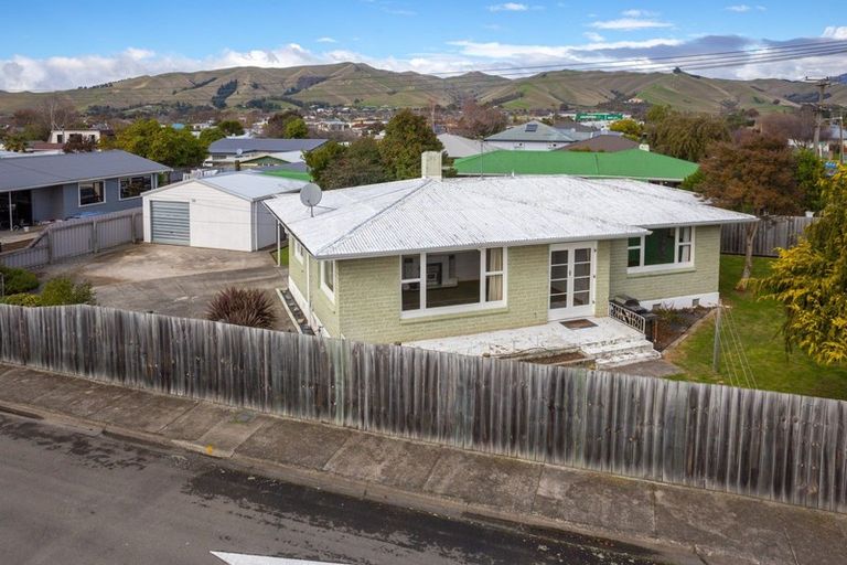 Photo of property in 2 Houghton Crescent, Redwoodtown, Blenheim, 7201