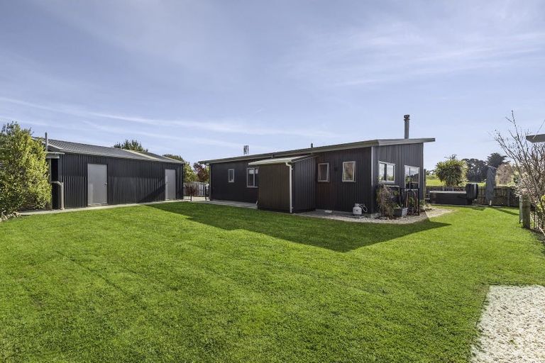 Photo of property in 31 Les Wakefield Road, Mapua, 7005