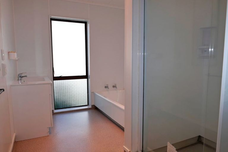 Photo of property in 56a Ocean Road, Paraparaumu Beach, Paraparaumu, 5032