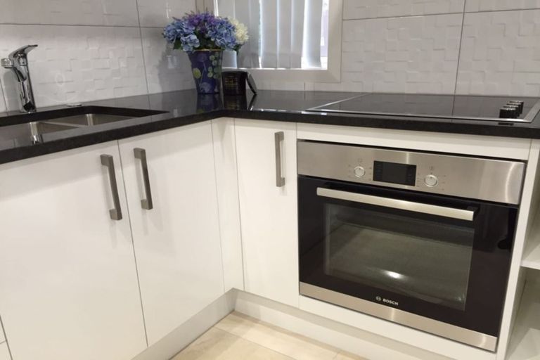 Photo of property in 29 Loloma Drive, Half Moon Bay, Auckland, 2012