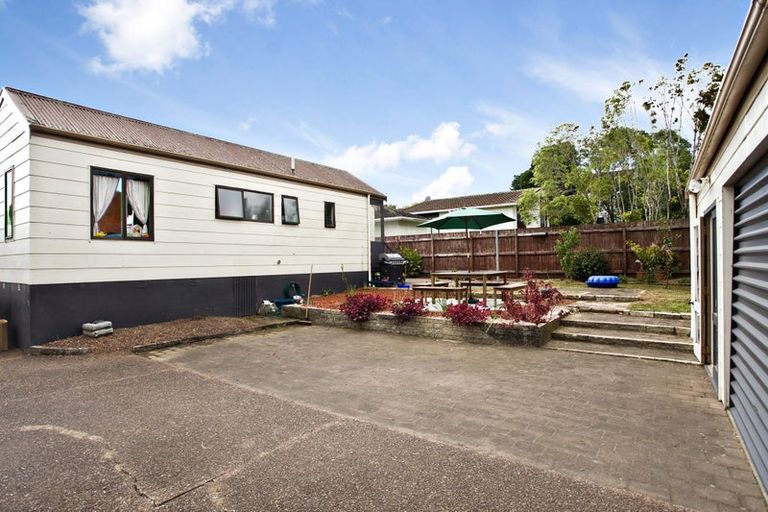 Photo of property in 5 Tadley Court, Goodwood Heights, Auckland, 2105