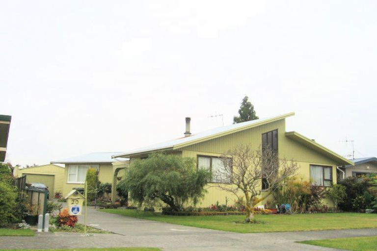 Photo of property in 20 Frickleton Street, Taradale, Napier, 4112