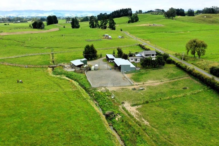 Photo of property in 94 Glengarry Road, Dannevirke, 4978