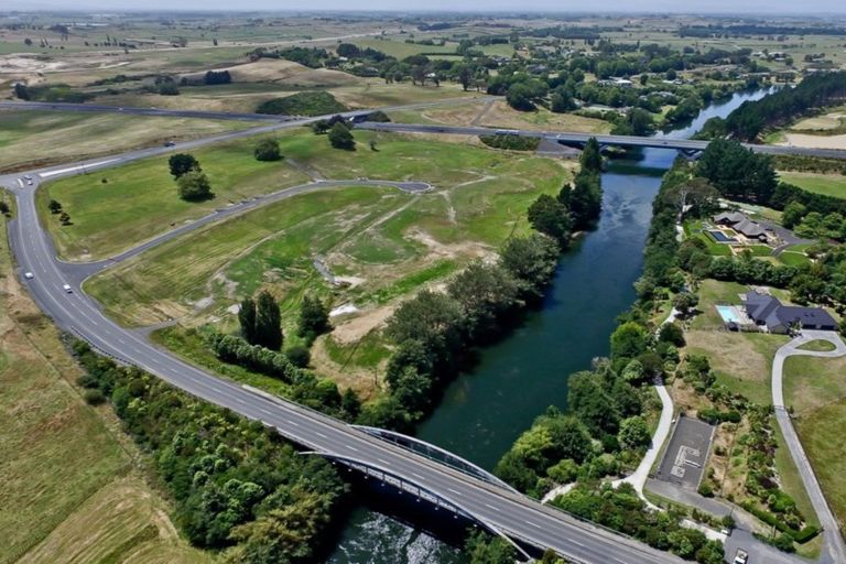 Photo of property in 23 Piriti Lane, Horsham Downs, Hamilton, 3281