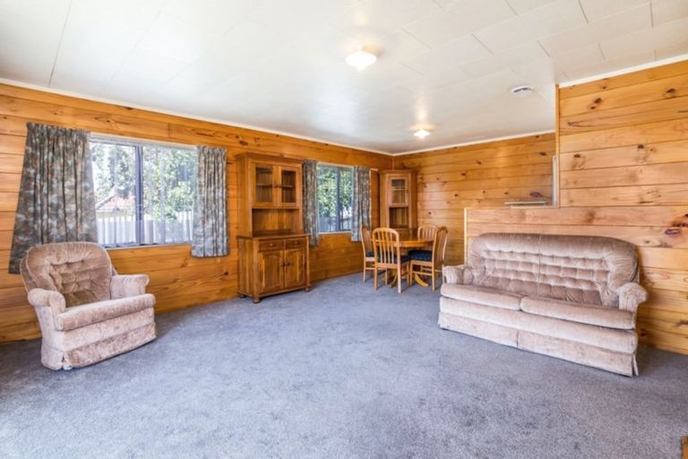 Photo of property in 2/77 Te Hatepe Avenue, Taupo, 3330