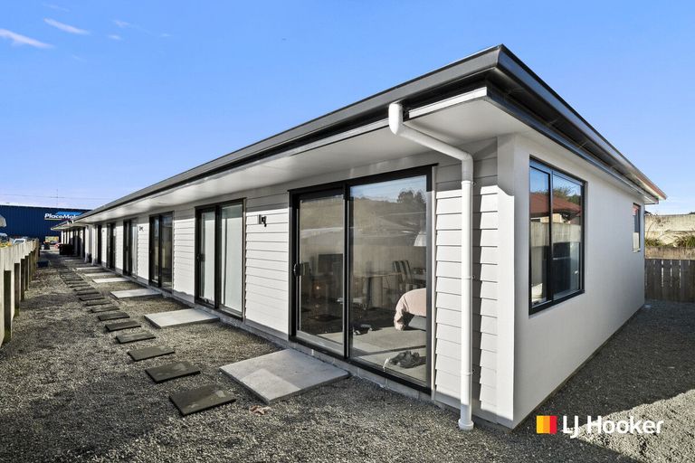 Photo of property in 59 Burns Street, South Dunedin, Dunedin, 9012