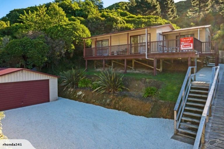 Photo of property in 61a Wairau Road, Picton, 7220
