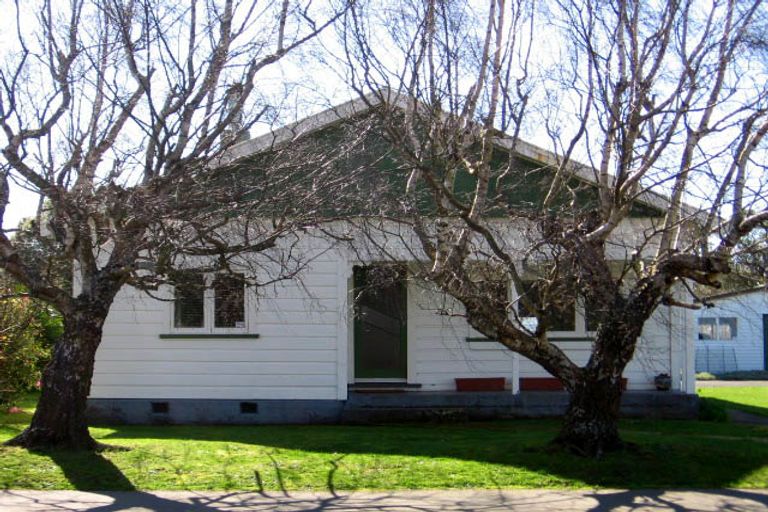 Photo of property in 23 Fox Street, Featherston, 5710