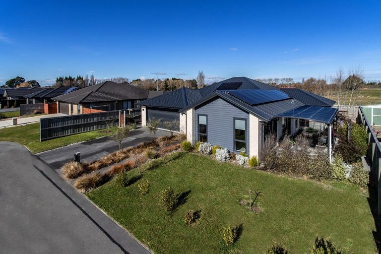 Photo of property in 37 Lock Crescent, Kaiapoi, 7630