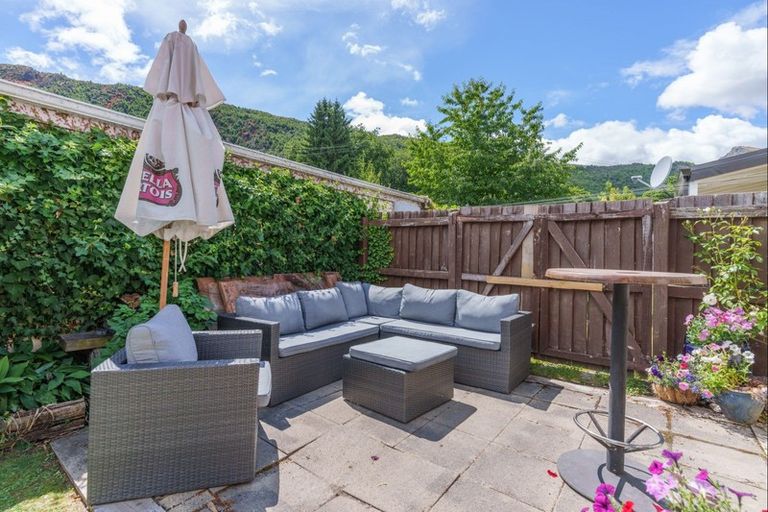 Photo of property in 17a Cardigan Street, Arrowtown, 9302