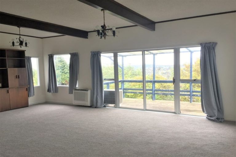 Photo of property in 23 Carlisle Road, Torbay, Auckland, 0630