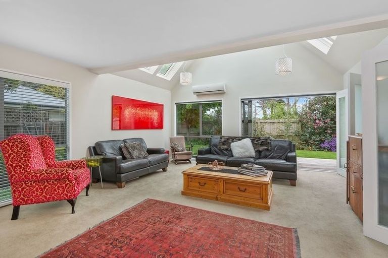Photo of property in 141 Ashgrove Terrace, Somerfield, Christchurch, 8024