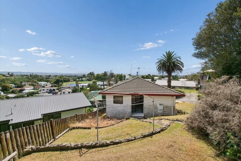 Photo of property in 14 Pelorus Street, Welcome Bay, Tauranga, 3112