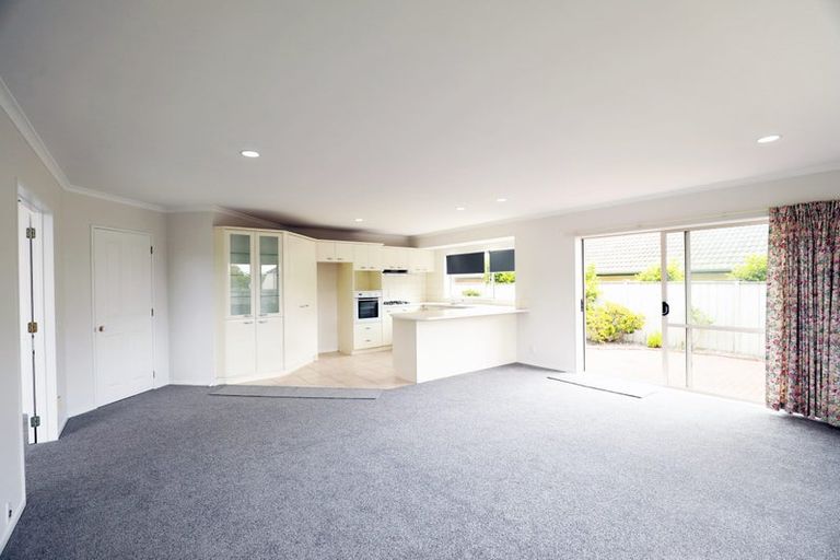 Photo of property in 29 Heyington Way, East Tamaki Heights, Auckland, 2016