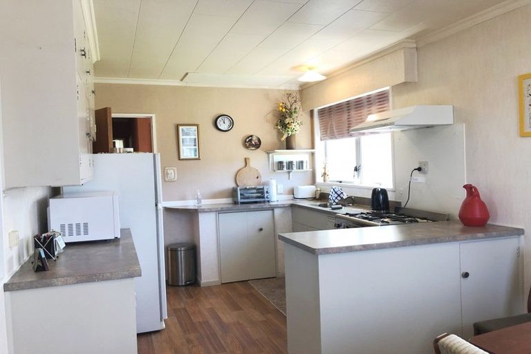 Photo of property in 20 Charles Street, Levin, 5510