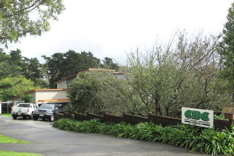 Photo of property in 36 Cheriton Road, Mellons Bay, Auckland, 2014