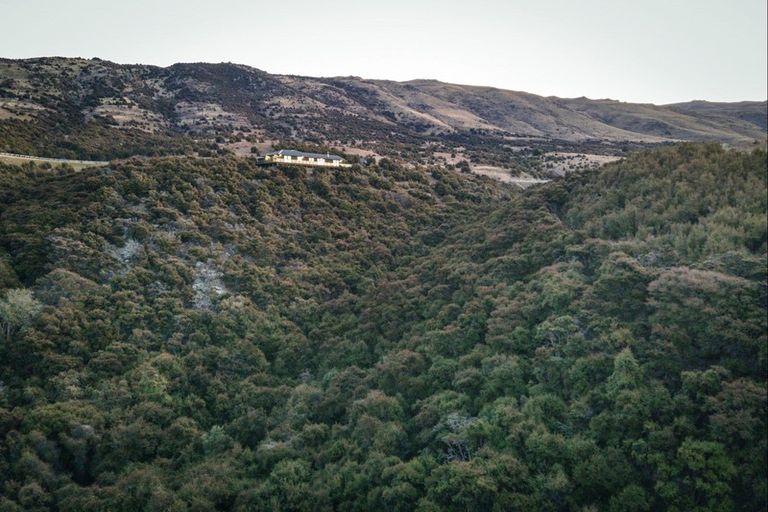 Photo of property in 125 Wailana Heights Drive, Queensberry, Cromwell, 9383