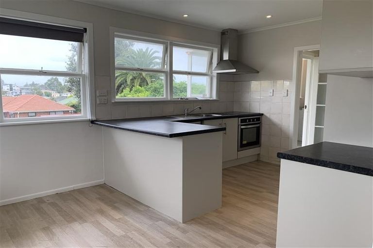 Photo of property in 44 Thompson Terrace, Manurewa, Auckland, 2102