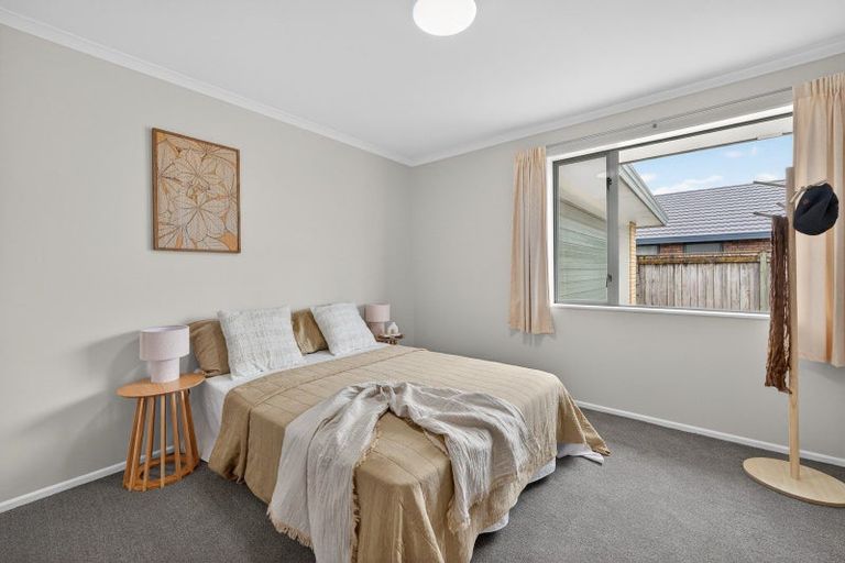 Photo of property in 42 Brooklyn Heights Drive, Kelvin Grove, Palmerston North, 4414