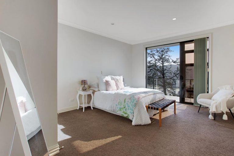 Photo of property in 1050 Hibiscus Coast Highway, Waiwera, Orewa, 0994