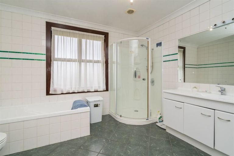 Photo of property in 6 Lomond Place, Mosgiel, 9024