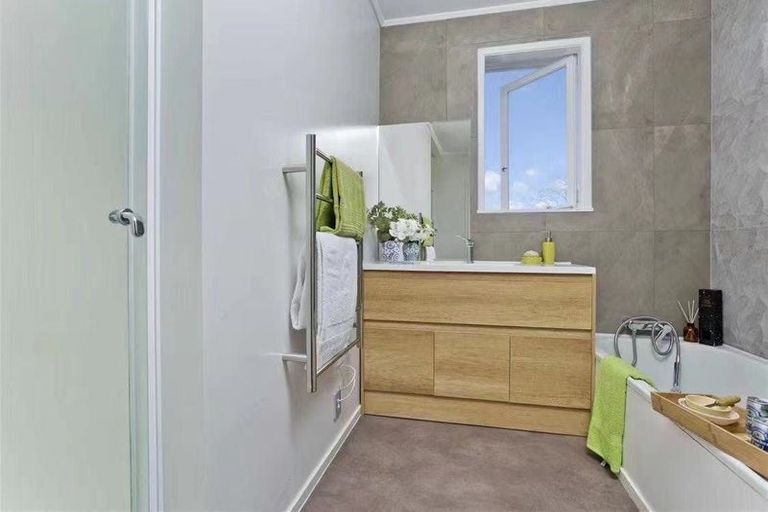 Photo of property in 154 Metcalfe Road, Ranui, Auckland, 0612