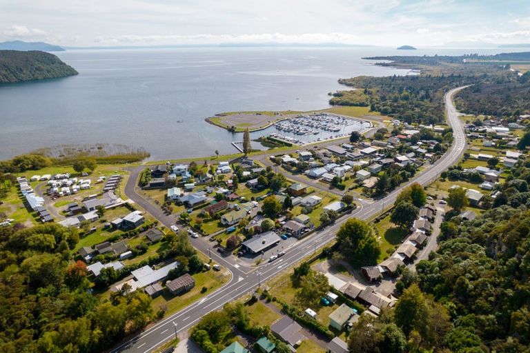 Photo of property in 12 Tangitu Street, Motuoapa, 3382