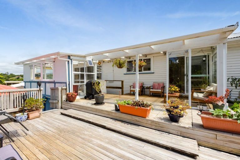 Photo of property in 339 Tukapa Street, Hurdon, New Plymouth, 4310