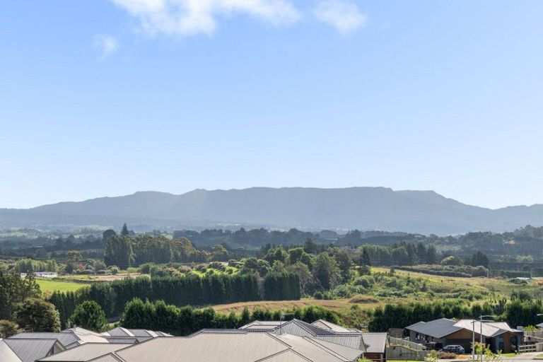 Photo of property in 8 Kuaka Rise, Omokoroa, 3114