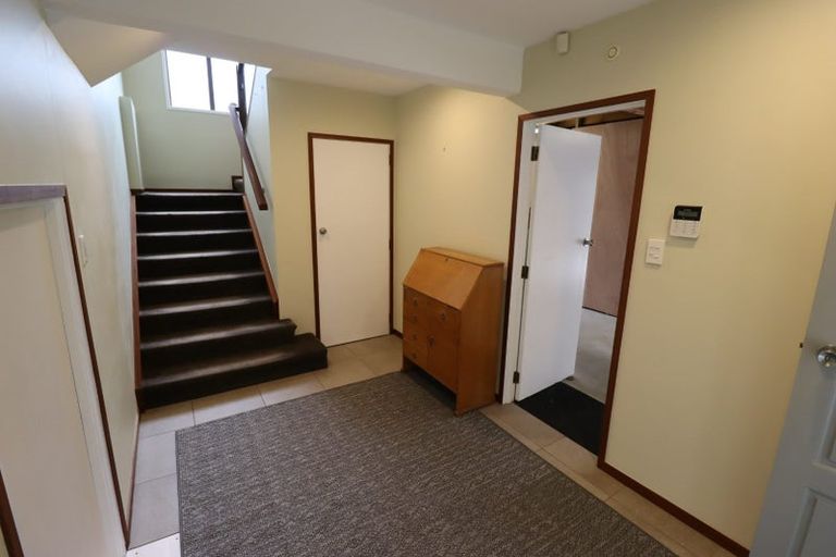 Photo of property in 55 Dignan Street, Point Chevalier, Auckland, 1022