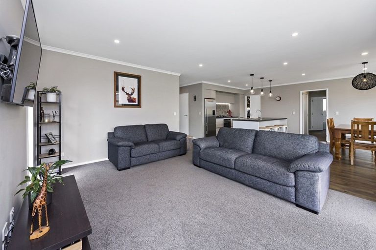 Photo of property in 7 Cressy Place, Darfield, 7510