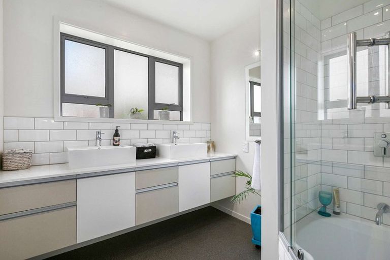 Photo of property in 42 Martin Road, Fairfield, Dunedin, 9018