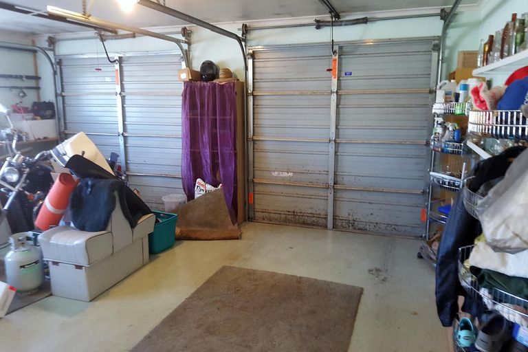 Photo of property in 2 Rata Avenue, Huntly, 3700