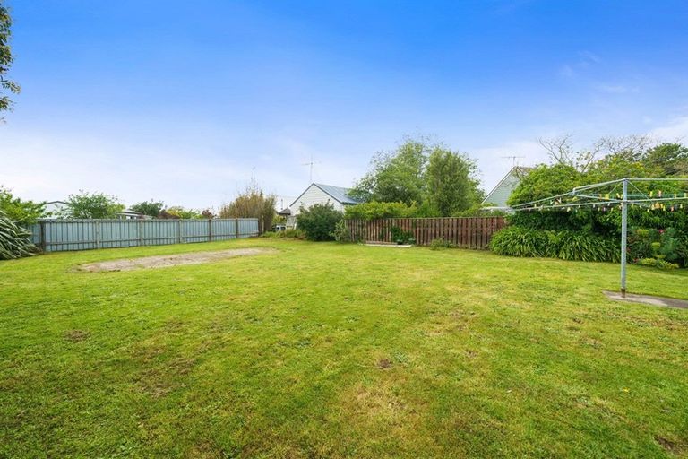 Photo of property in 35 Cologne Street, Martinborough, 5711