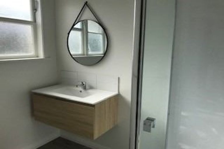 Photo of property in 2/34 Wainui Street, Riccarton, Christchurch, 8041