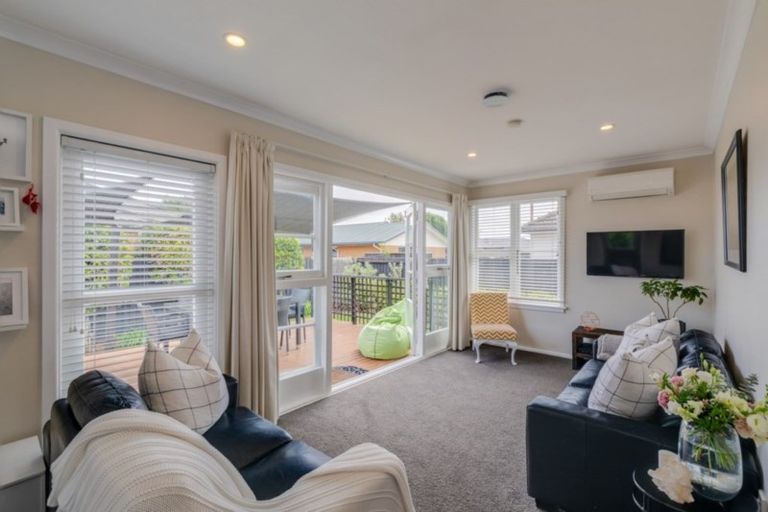 Photo of property in 162 Halswell Road, Hillmorton, Christchurch, 8025