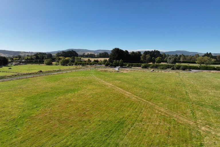 Photo of property in 323 Riccarton Road West, Mosgiel, 9092