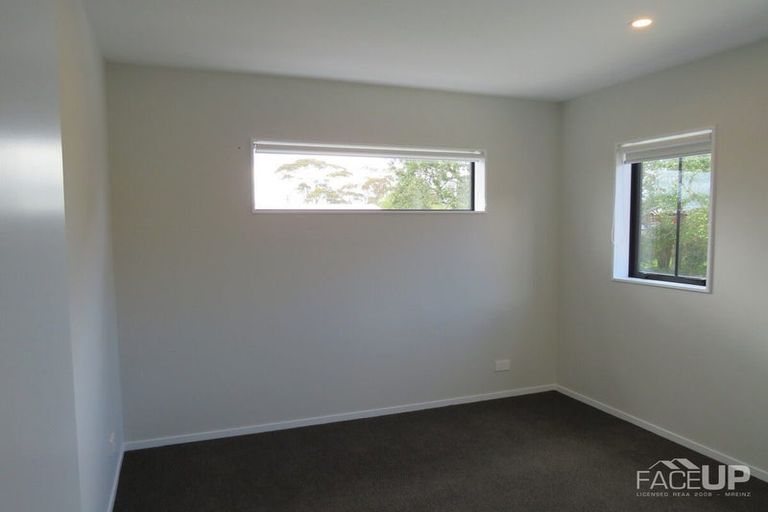 Photo of property in 15/15 Sunhill Road, Sunnyvale, Auckland, 0612