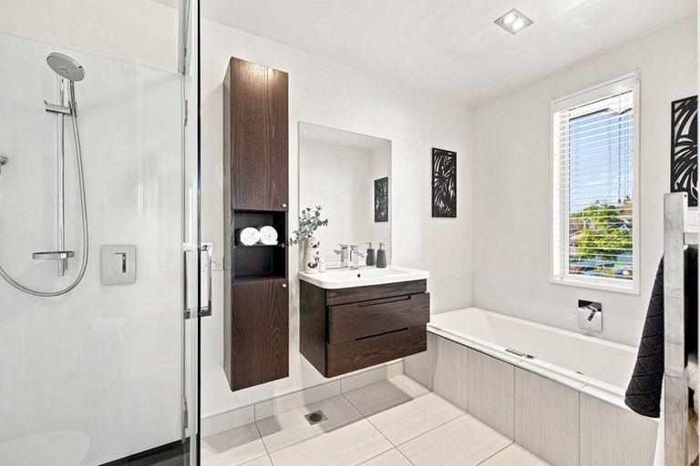 Photo of property in 153a Centaurus Road, Saint Martins, Christchurch, 8022