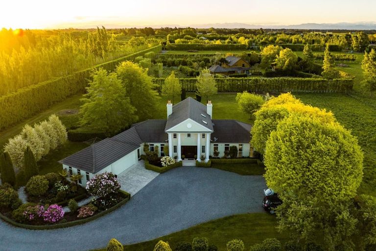 Photo of property in 522 Yaldhurst Road, Yaldhurst, Christchurch, 7676