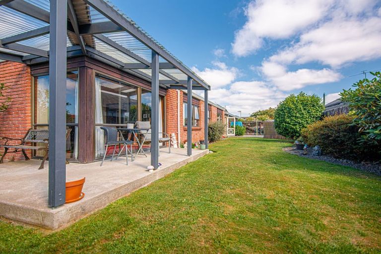 Photo of property in 2/189 Highsted Road, Casebrook, Christchurch, 8051