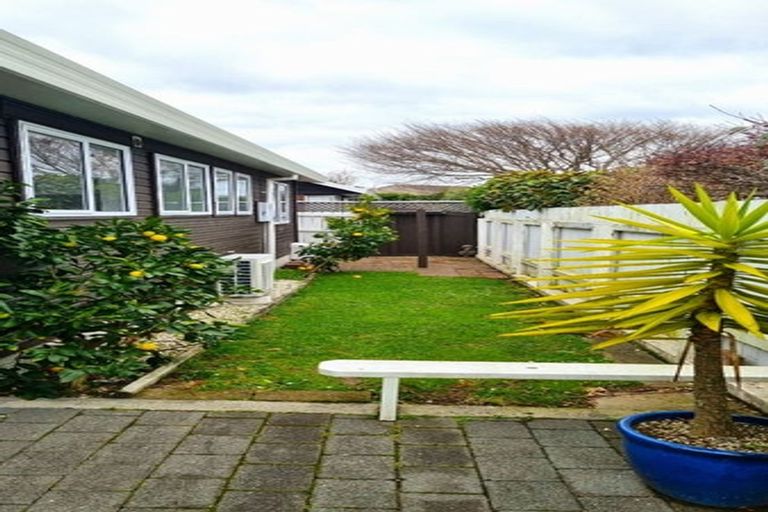 Photo of property in 90a Epuni Street, Epuni, Lower Hutt, 5011
