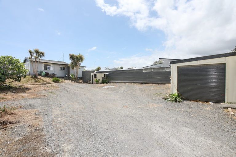 Photo of property in 75 Punga Street, Tangimoana, 4822