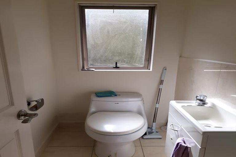 Photo of property in 14a Bacot Place, Howick, Auckland, 2014