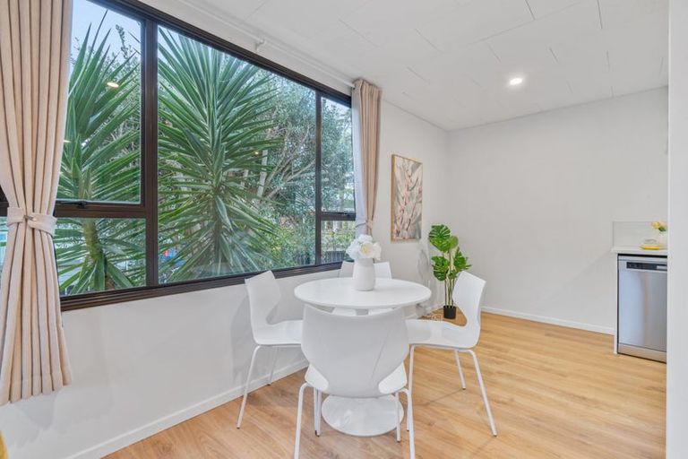 Photo of property in 1/9 Kimdale Place, Totara Heights, Auckland, 2105