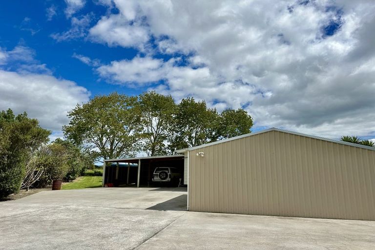 Photo of property in 365 Kumi Road, Awanui, 0486