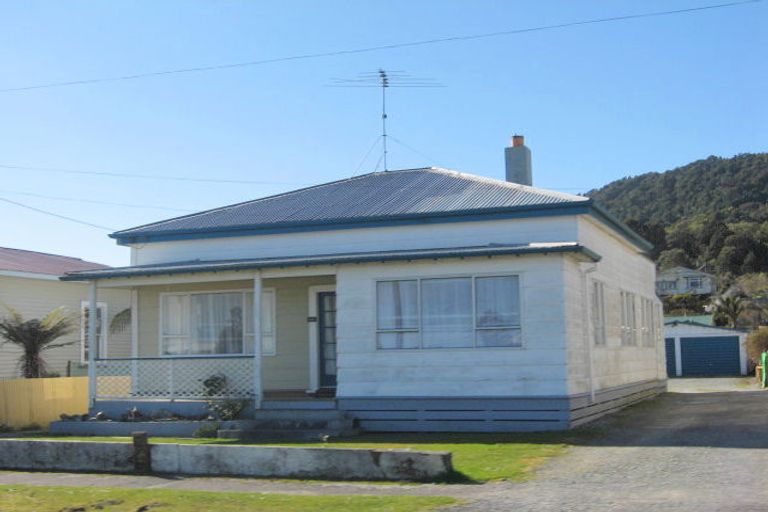Photo of property in 135 Ward Street, Cobden, Greymouth, 7802