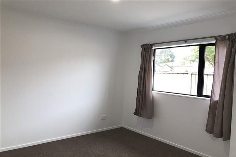 Photo of property in 5 Damson Place, Bucklands Beach, Auckland, 2012