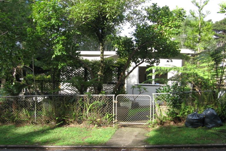 Photo of property in 23 Sylvan Valley Avenue, Titirangi, Auckland, 0604