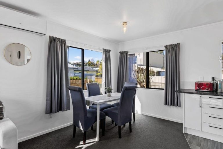 Photo of property in 8a Solomon Street, Brookfield, Tauranga, 3110